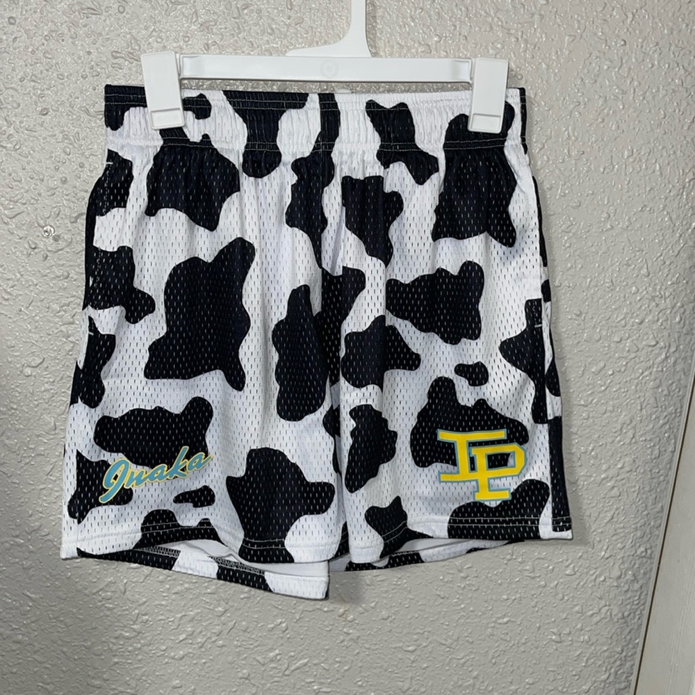 Inaka Power shorts in size M